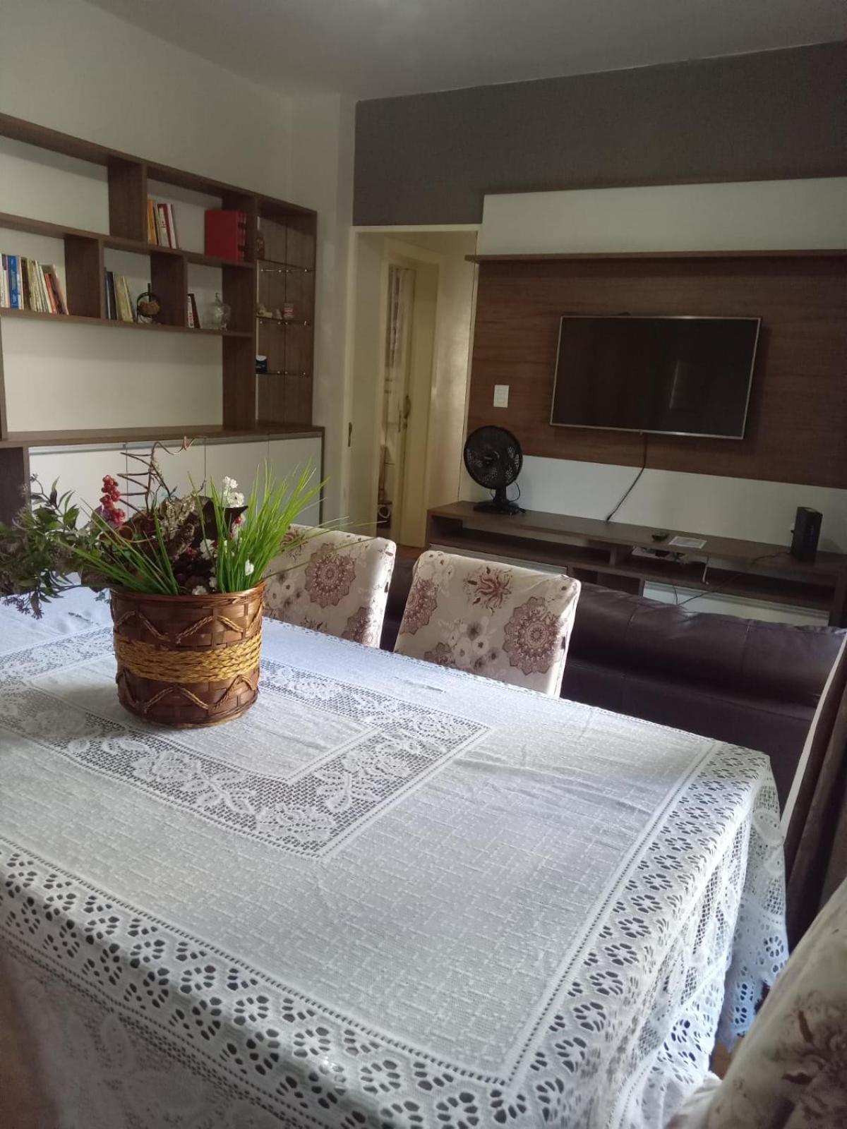 Apto Completo Com Garagem * Caxias do Sul